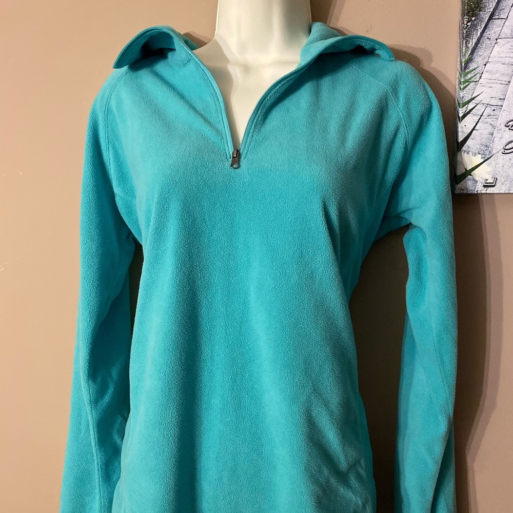 Columbia Pull Over Sweater